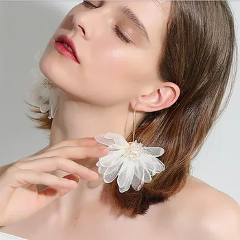 Moda Pređe Imitacija Cvijet Duge Viseće Naušnice za Žene Crystal Ljubičasta Crna, Bijela Boja Uši Šarm Modni Nakit